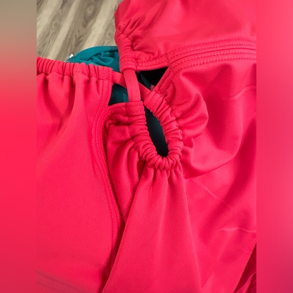 MICHAEL MICHAEL KORS
Stretch Nylon Halter One Piece Swimwear - Picture 3 of 6